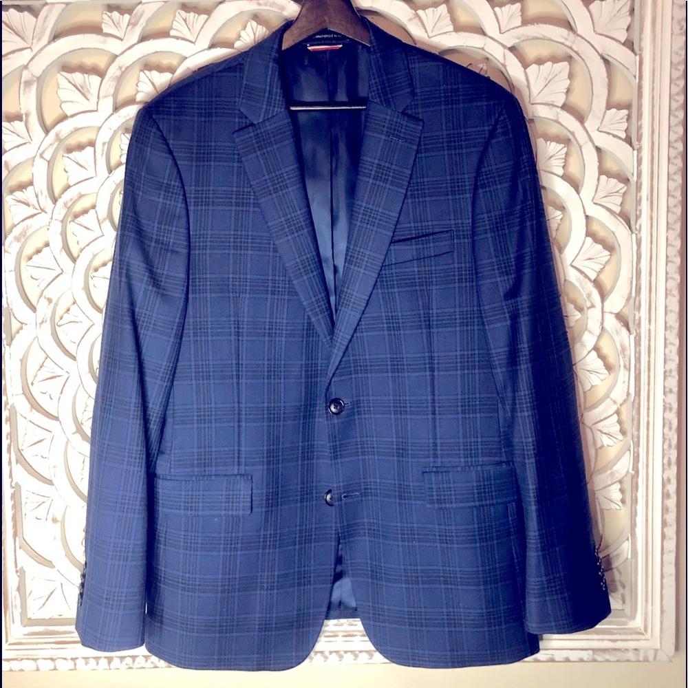 Tommy Hilfiger blue windowpane blazer, size 40R
